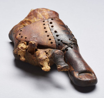 Prothese du pied de l'Antiquite Egyptienne
